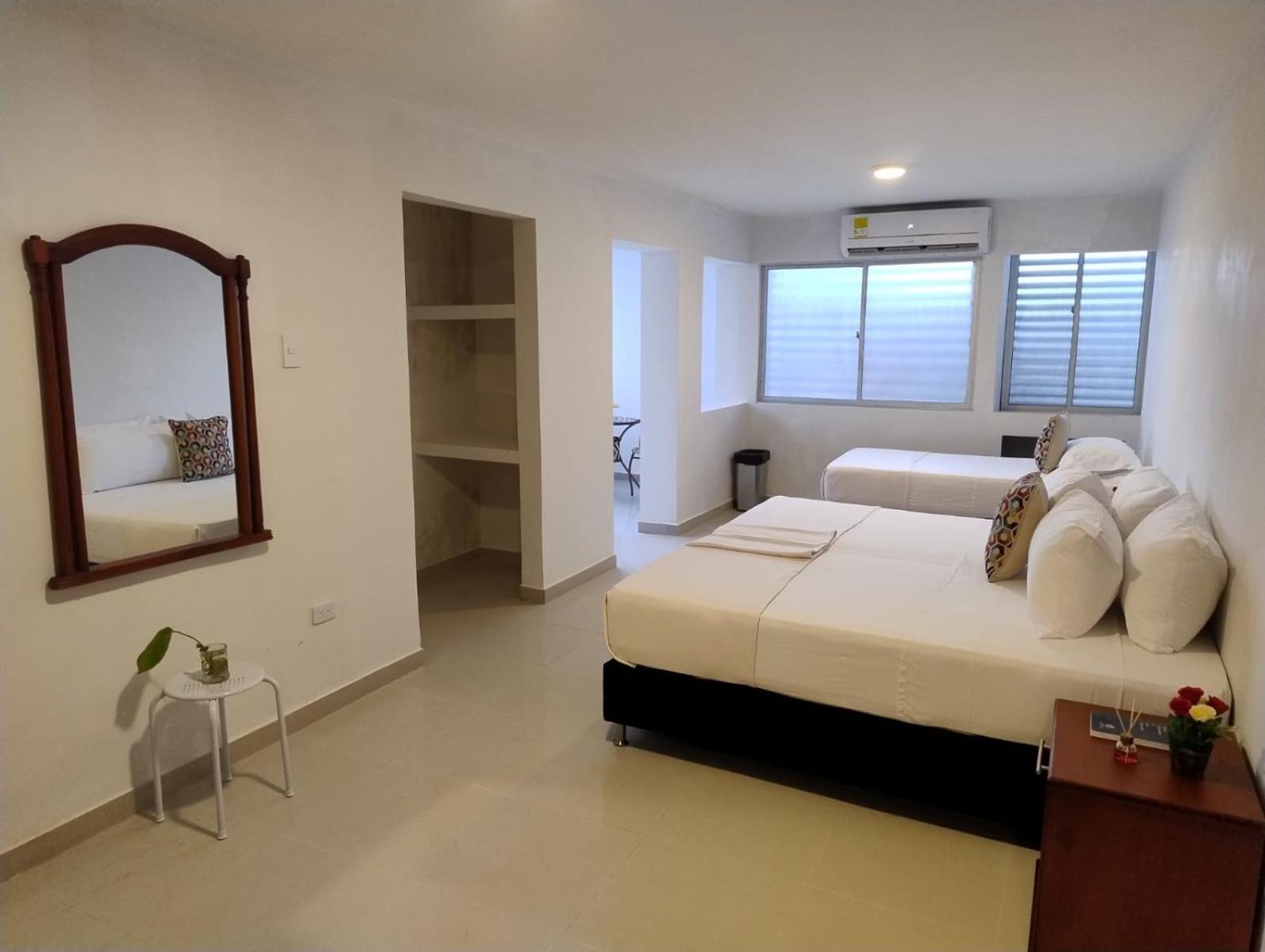 Hostel Dorado Plaza Getsemani Cartagena المظهر الخارجي الصورة